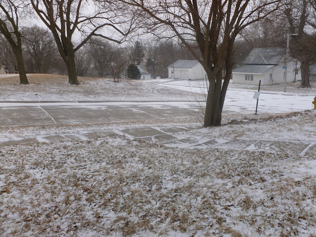 Say Thanks when You see the First Snow of the Season: Meskwakia