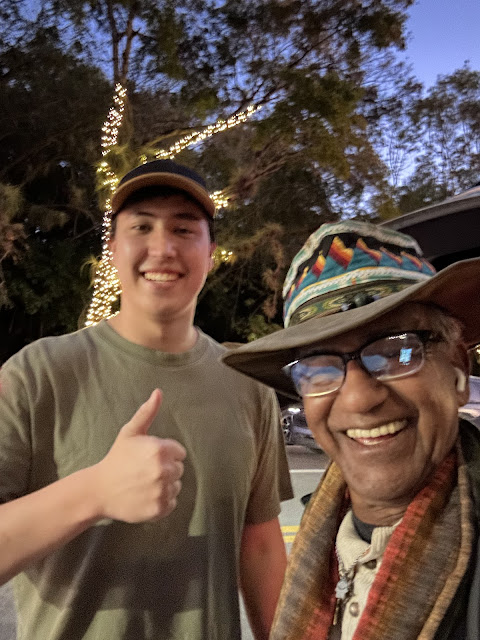 WHAT A WONDERFUL DIVERSE WORLD IT IS AND YOU CAN FIND IT IN MIAMI ..TONIGHT NOONE SPOKE SPANISH OR ARABIC OR FRENCH OR HEBREW .. JUST THE LANGUAGE OF LOVE AND FRIENDSHIP